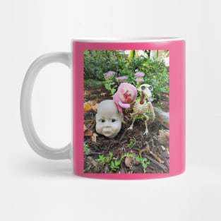 Doll head and friends Mug